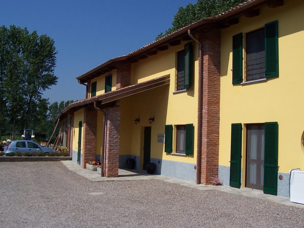 Agriturismo Cascina La Palazzina Bed & Breakfast Albairate Exterior foto